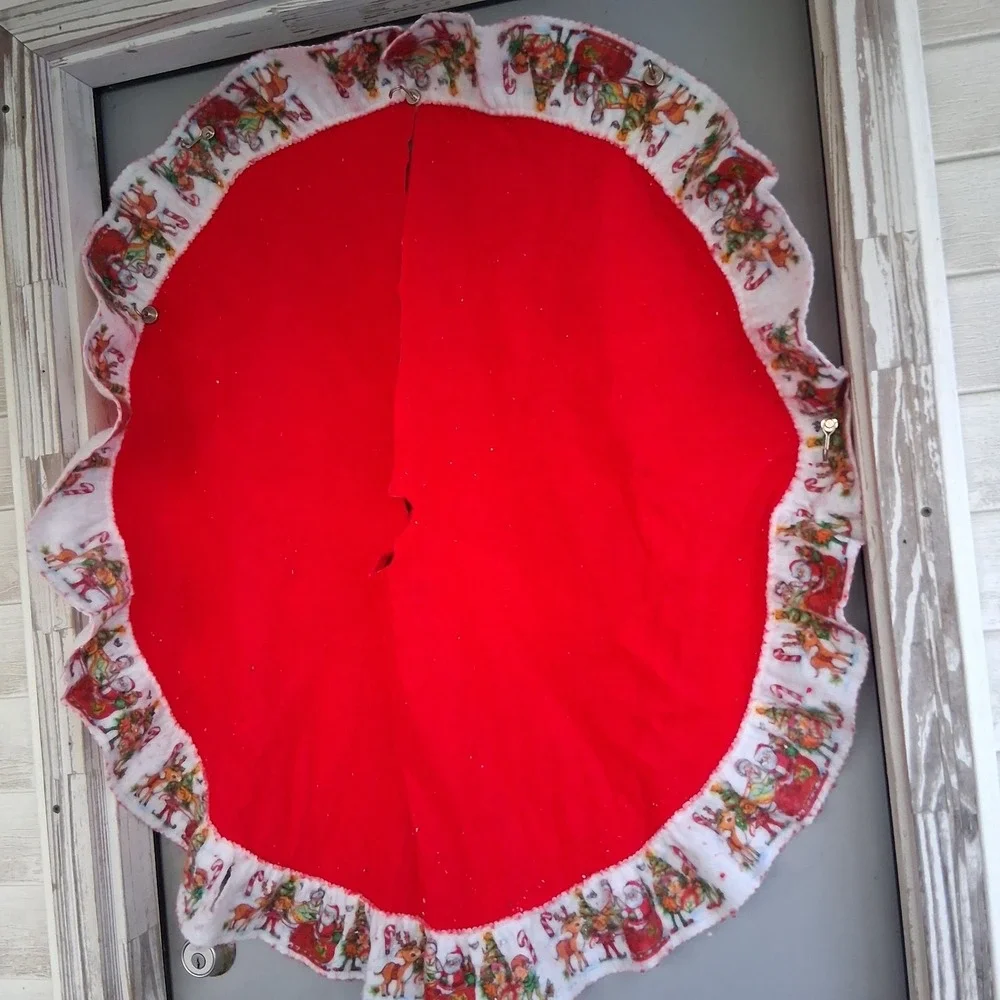 Vintage 80s 90s Christmas Tree Skirt Whimsical Santa Elves Sweet Print Border...